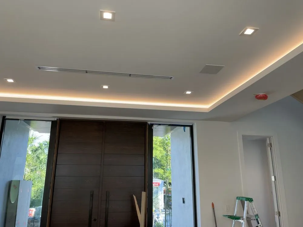 Slide of Thomas Electrical Services