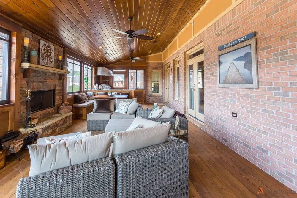 Slide of Thomas Electrical Solutions