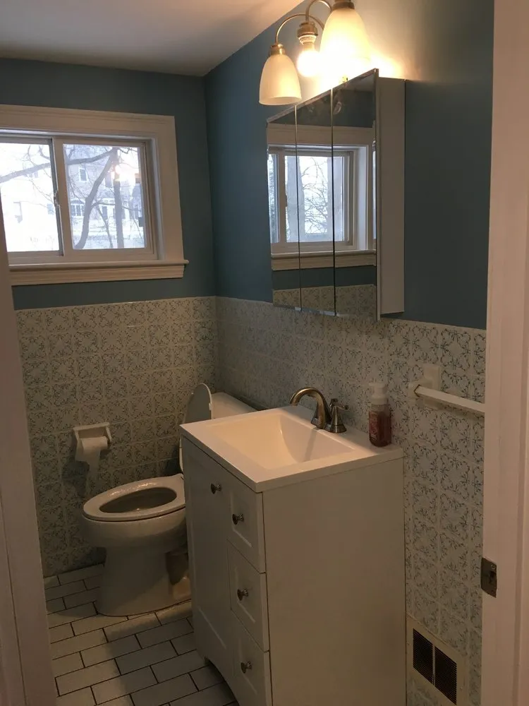 Slide of Thomas Hanlon