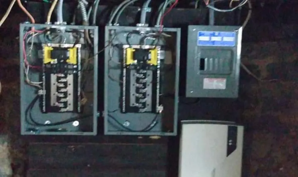 Slide of Thomas Montville Electrician