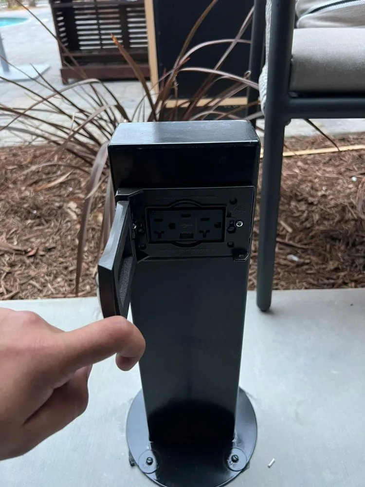 Slide of Thompson and Ysabel Electric