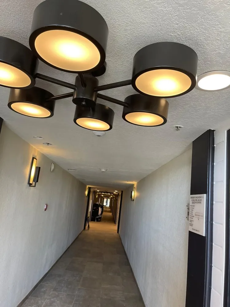 Professional outlet and switch repair service in ,  - Thompson and Ysabel Electric