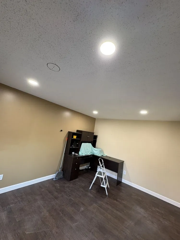 Certified circuit breaker repair in , by Thompson Electrical Installation