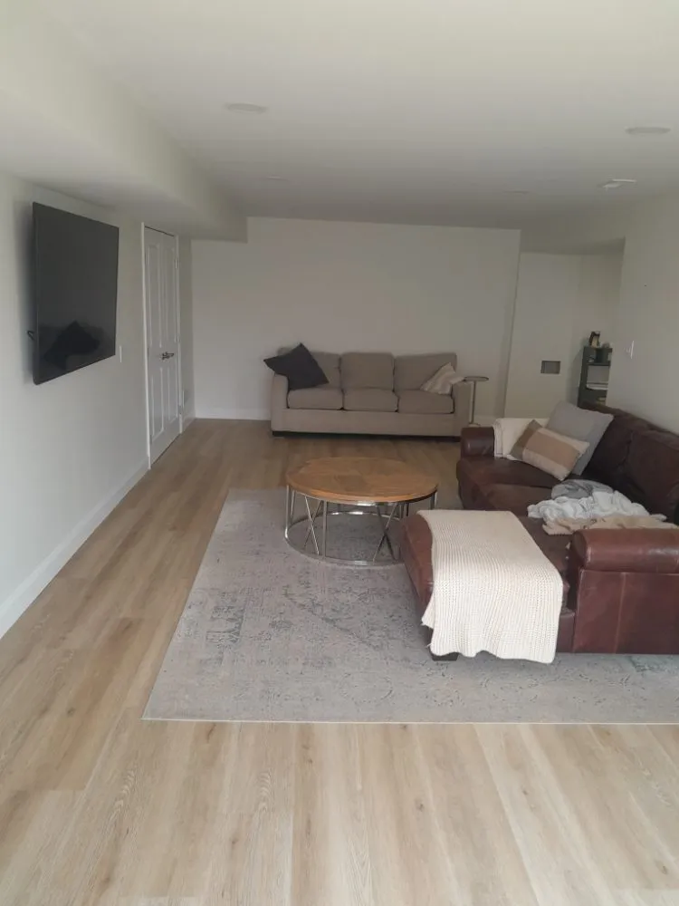 Slide of Thompson Remodeling