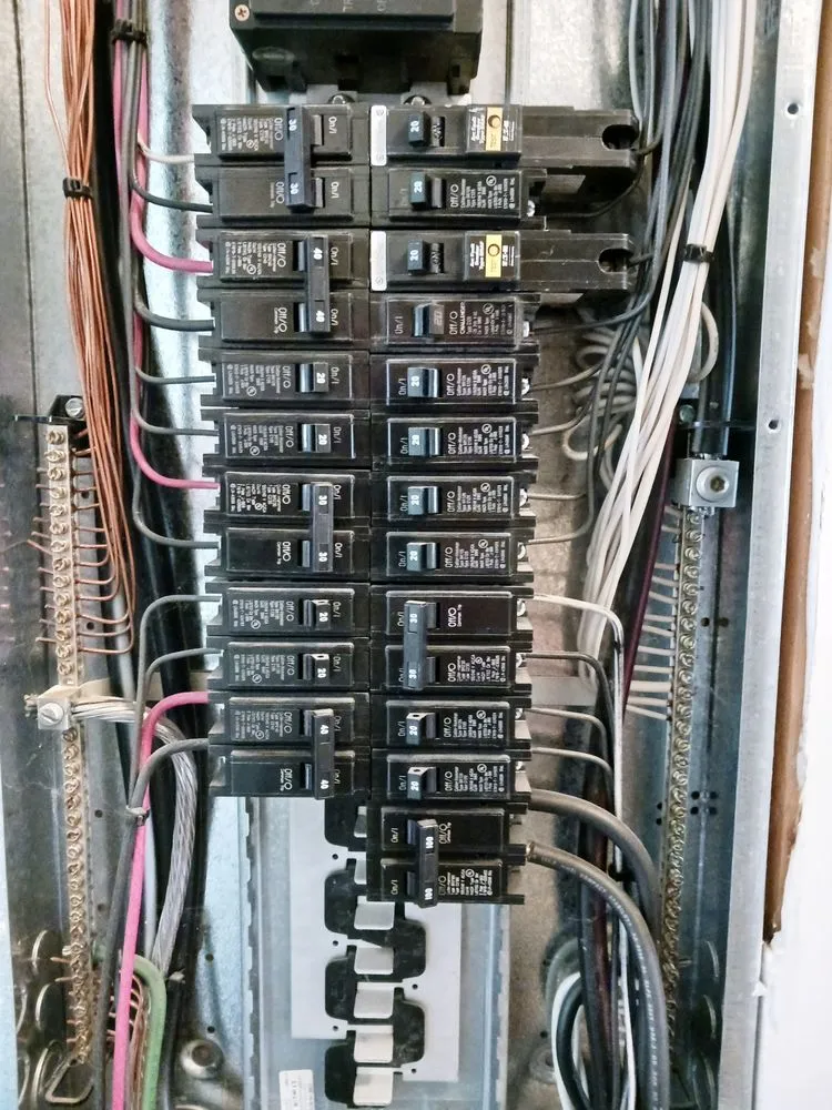 Licensed electrician providing wiring installation in Beverly, WV - Thompson's Electrical Service