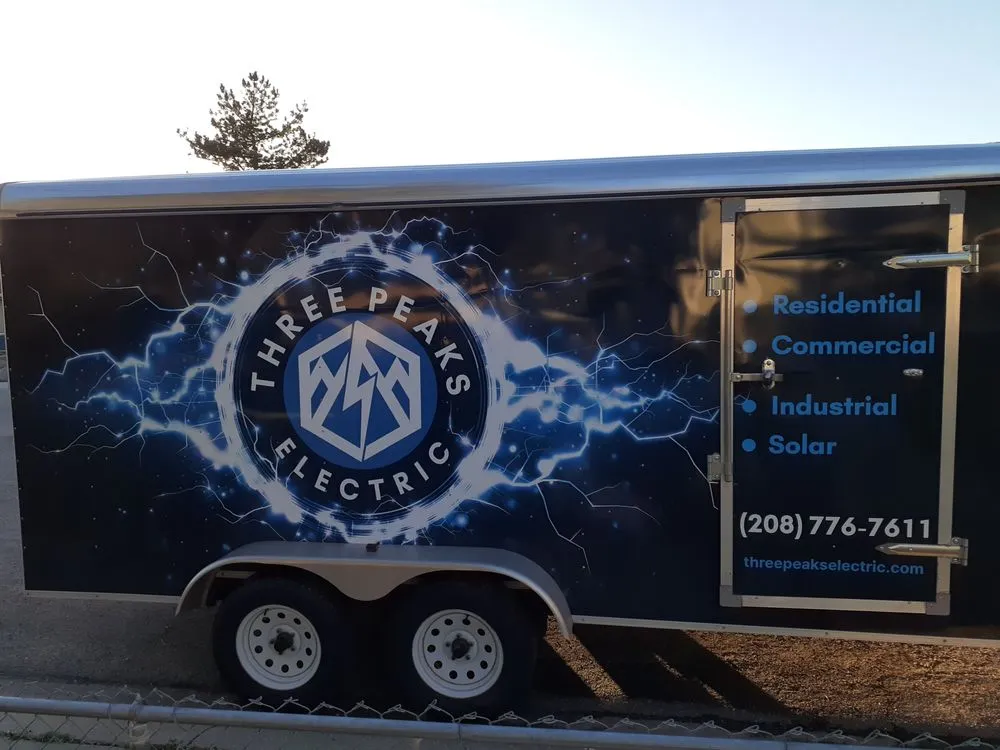 Professional electrician providing lighting installation in , 