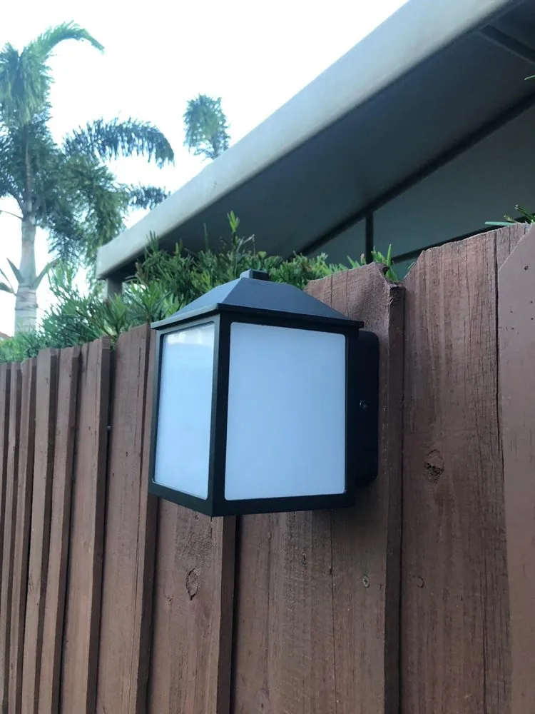 Slide of Three Wire Electric