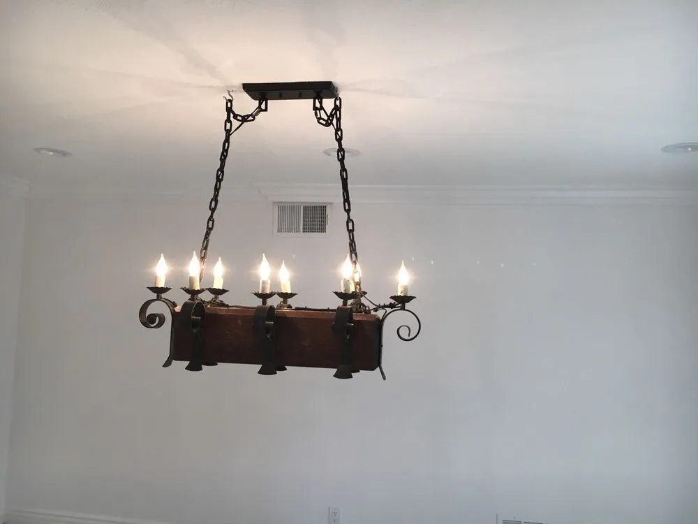 Slide of Thunder Coast Electricians