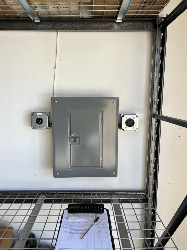 Slide of Thunder Coast Electricians