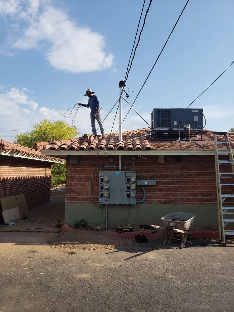 Slide of Thunderbird Electric