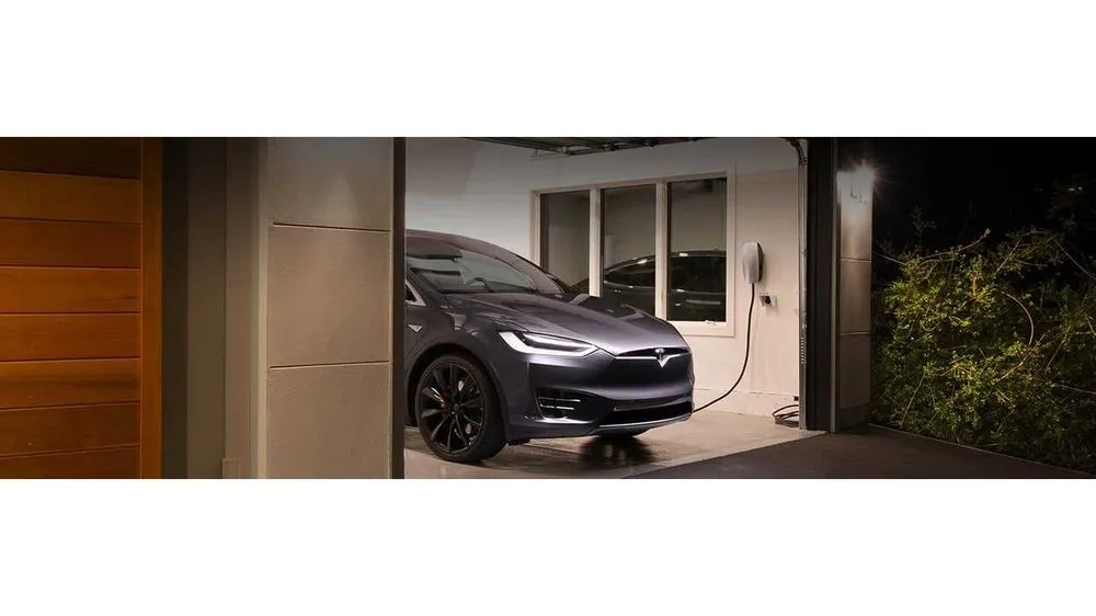 Slide of Tier One Electrical