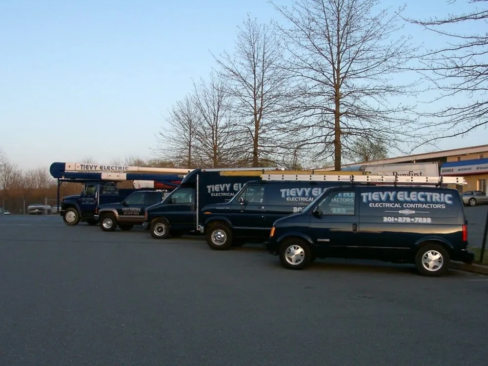 Reliable electrician providing lighting installation in Rockville, MD - Tievy Electric