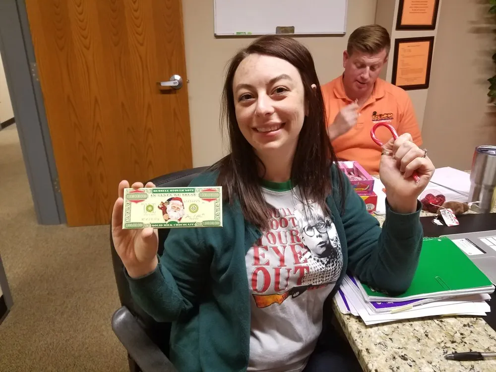 Certified electrician providing lighting installation in , 