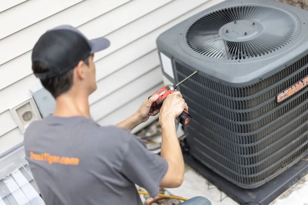 Licensed emergency electrical service in ,  by Tiger Plumbing, Heating, Air Conditioning, & Electrical Services