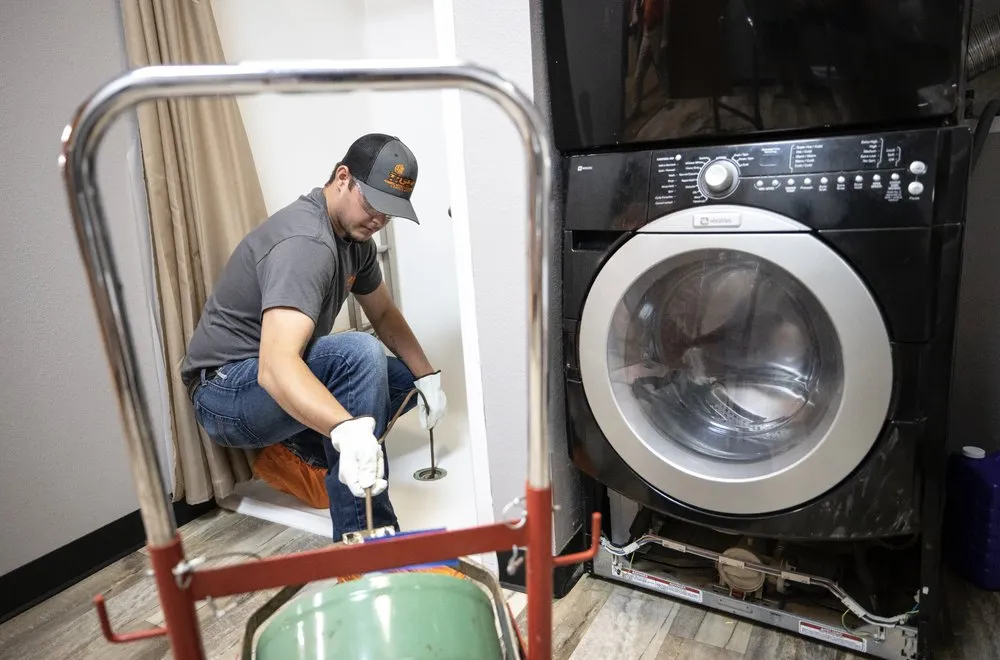 Expert electrician providing wiring installation in , 