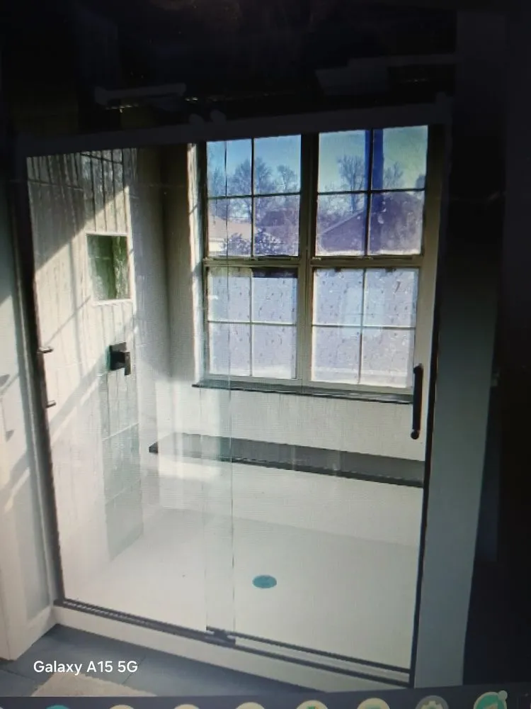 Emergency electrical service for homes in wiring installation, by