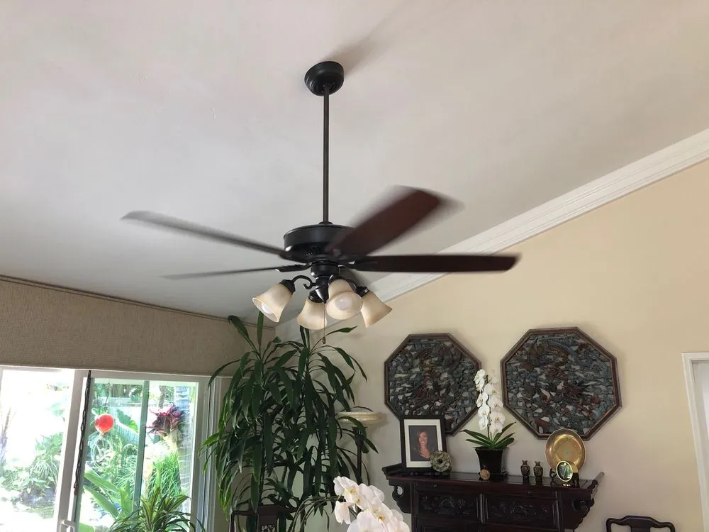 Slide of Tim Hensons Unique Lighting