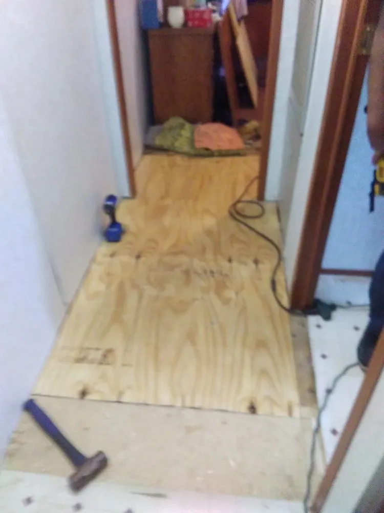 Emergency electrical service for homes in electrical repair,  by 