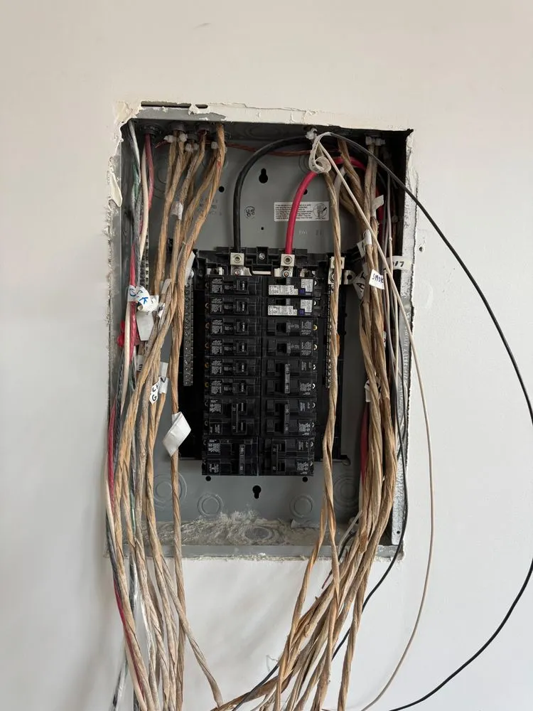 Slide of Tirana Electric