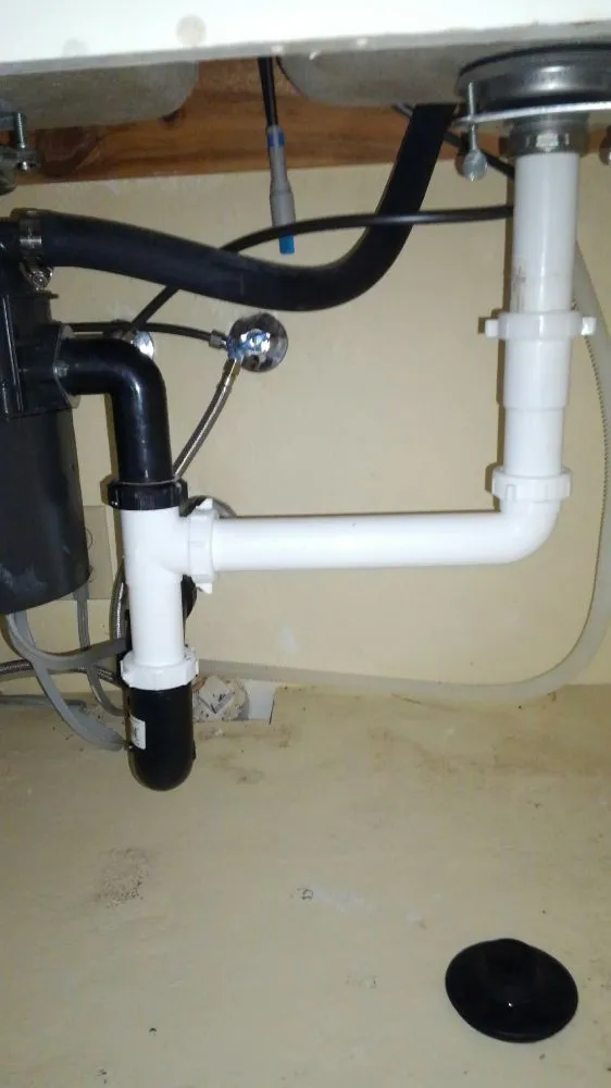 Slide of TJ Robb - Yolorepairmaster