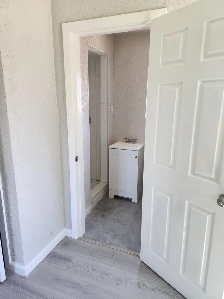 Slide of TJ’s Handyman