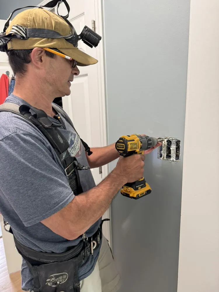 Slide of TLEEF Electric