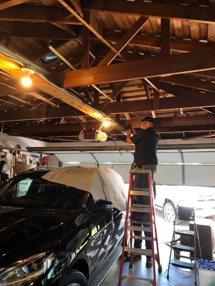 Slide of T&M Electric