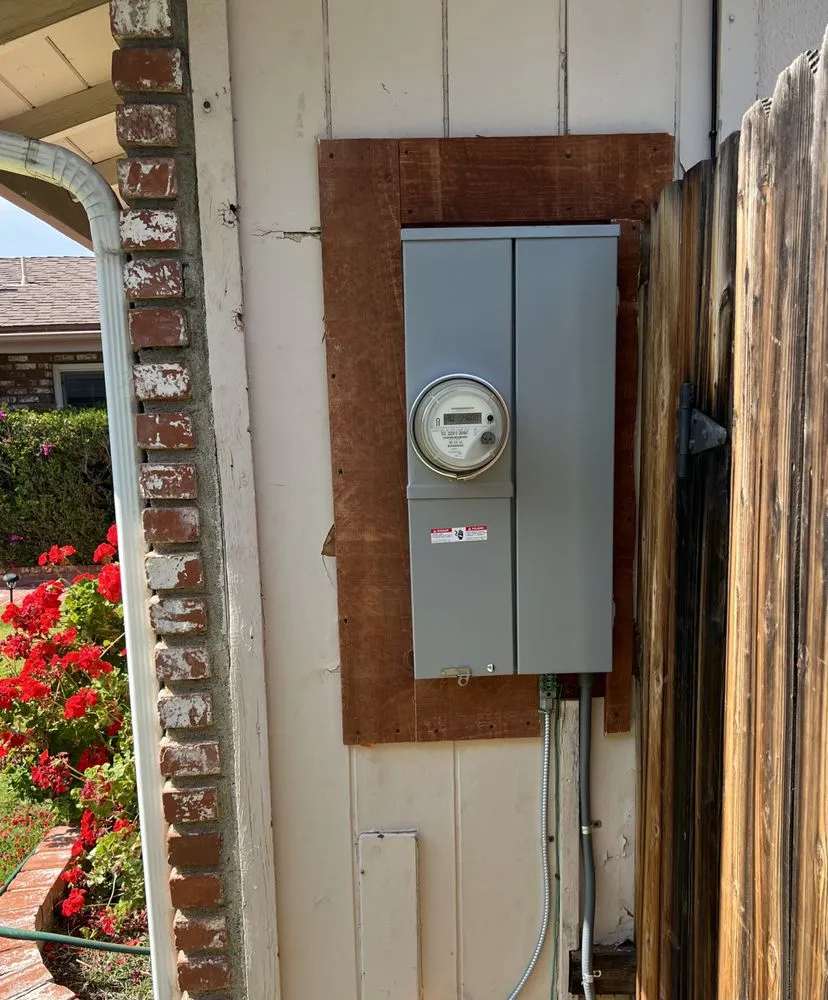 Slide of T&M Electric