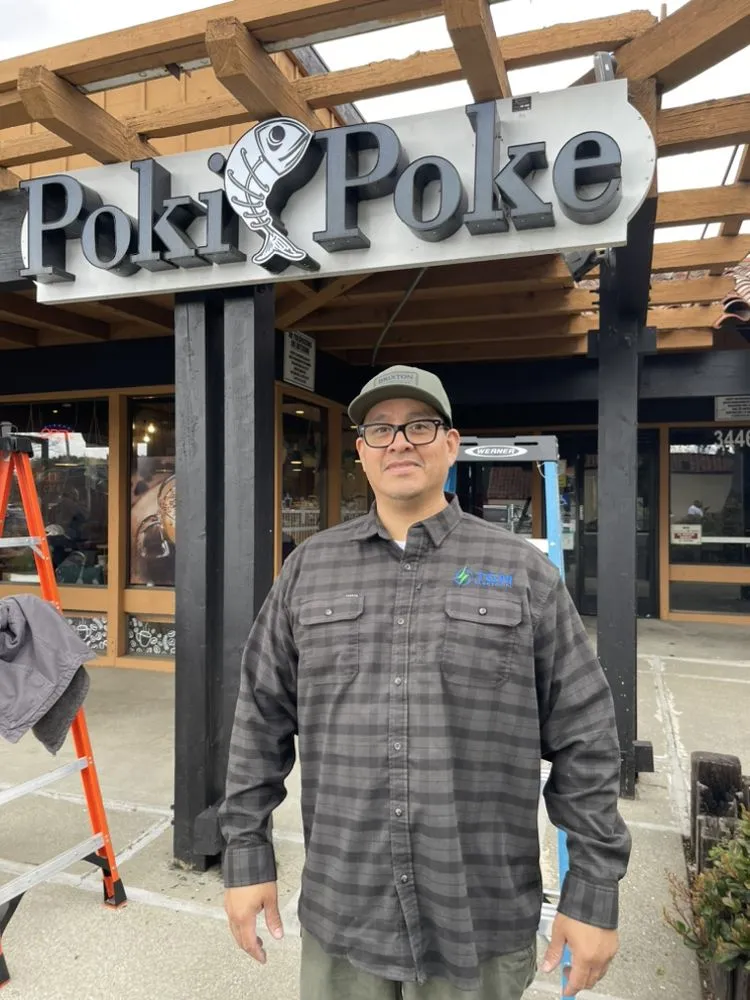 Slide of T&M Electrical