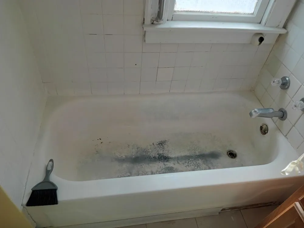 Slide of T&M Tub Reglazing