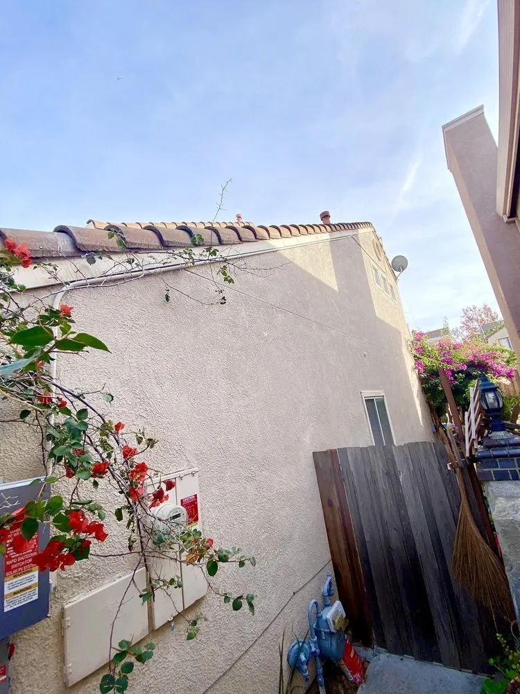 Slide of TN Electrical & Solar Services