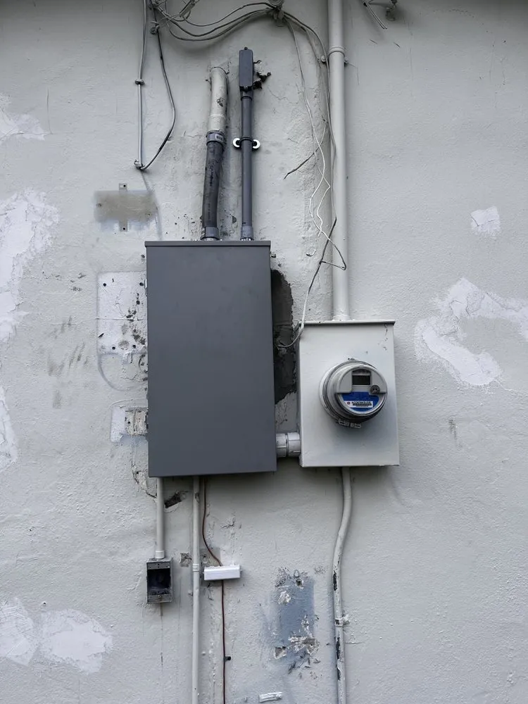 Slide of TNS Electric