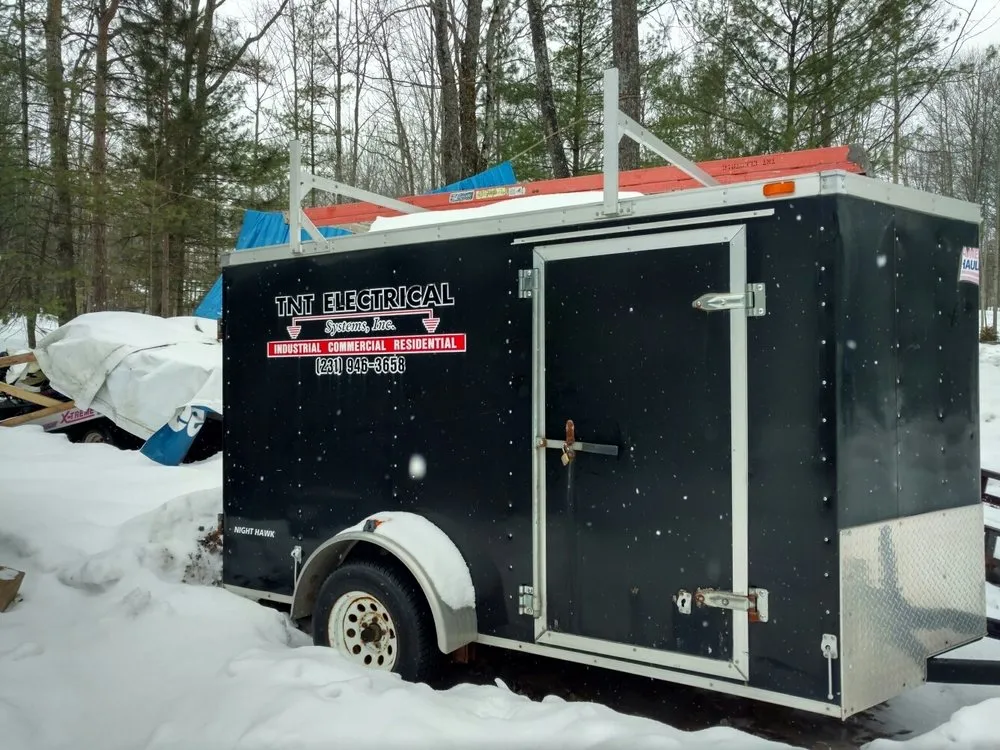 Professional circuit breaker repair in , by TNT Electrical Systems