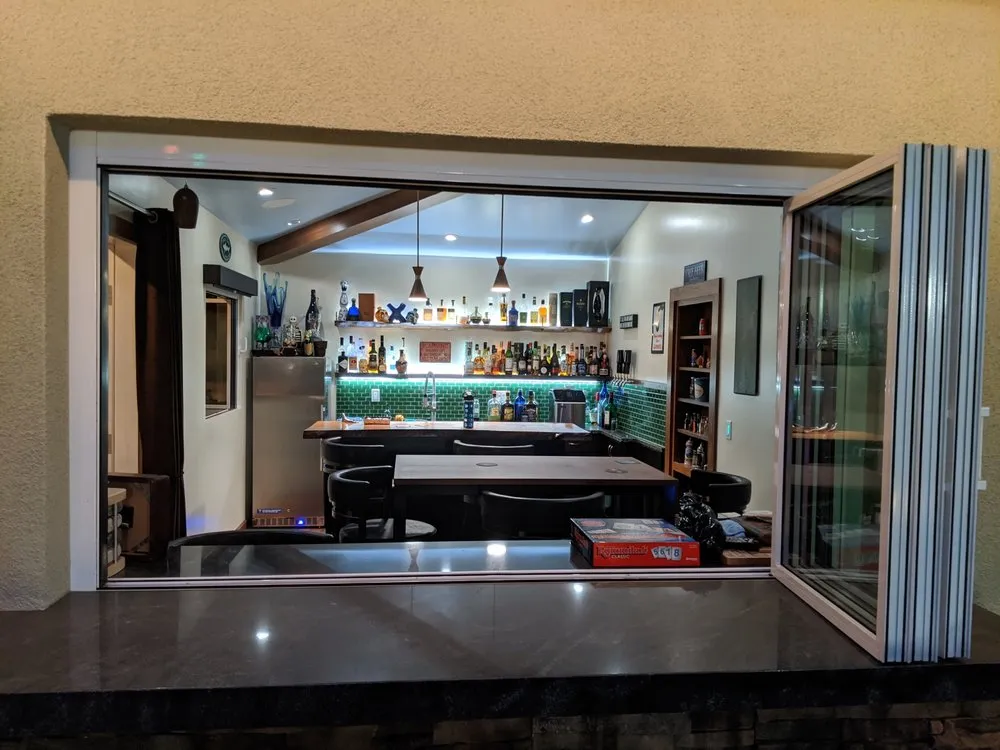 Slide of Todd Smith Electric