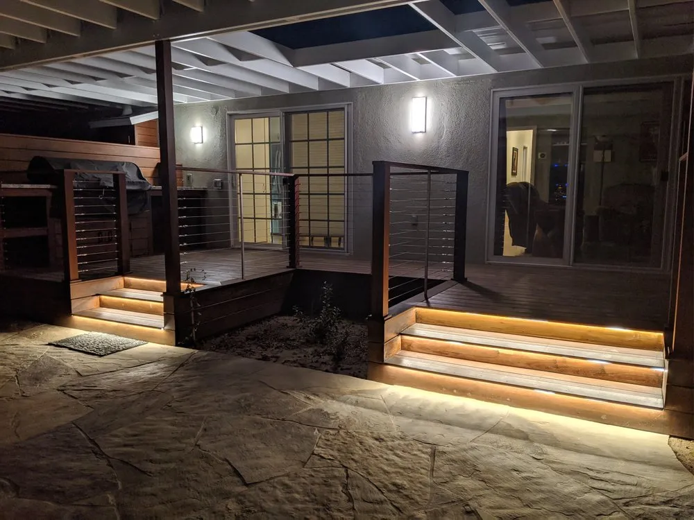 Slide of Todd Smith Electric