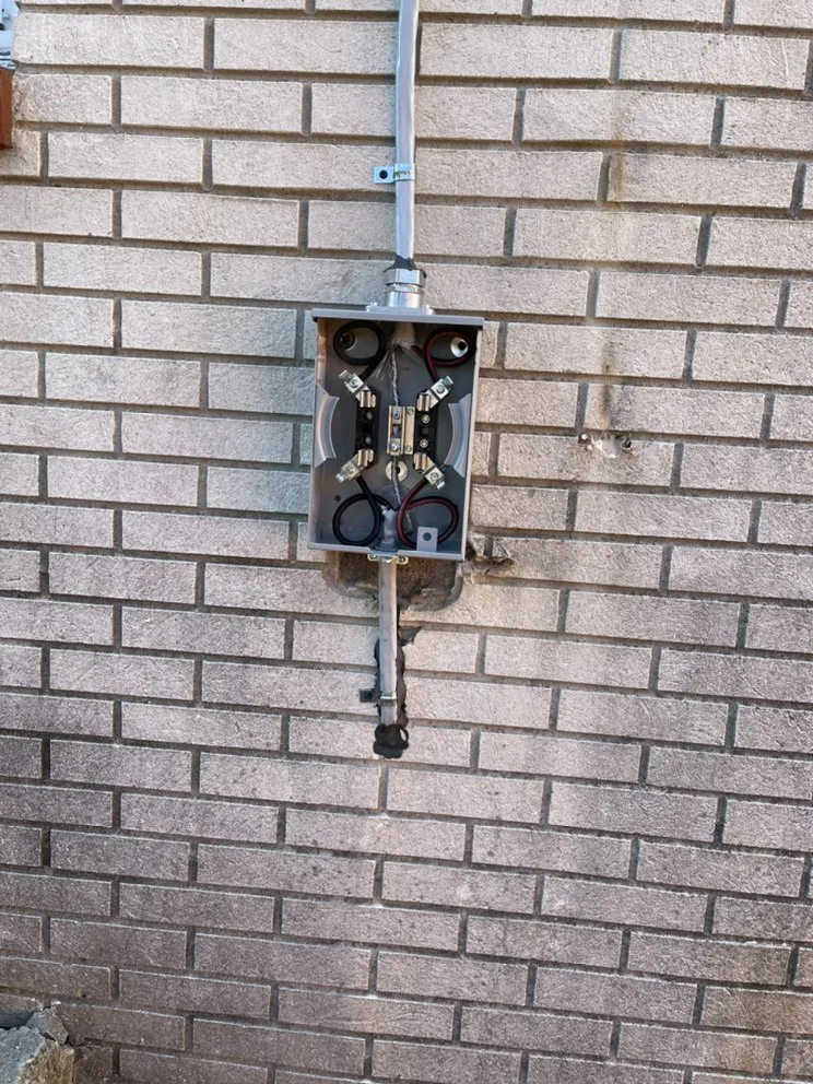 Affordable electrician providing panel upgrade in , 