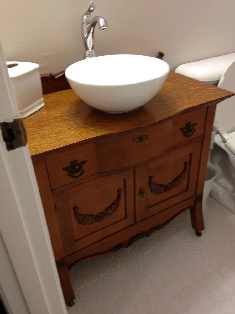 Affordable electrical service for homes in lighting installation,  by 