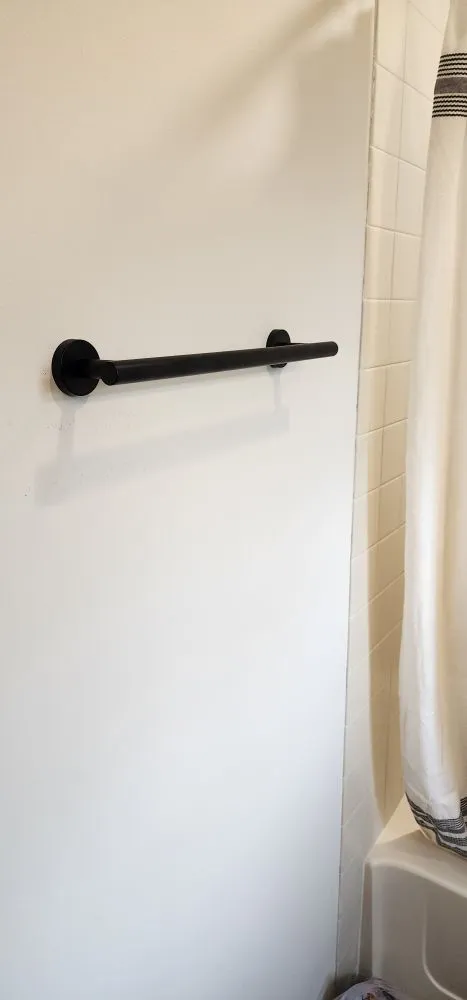 Slide of Toj Sokhtmon