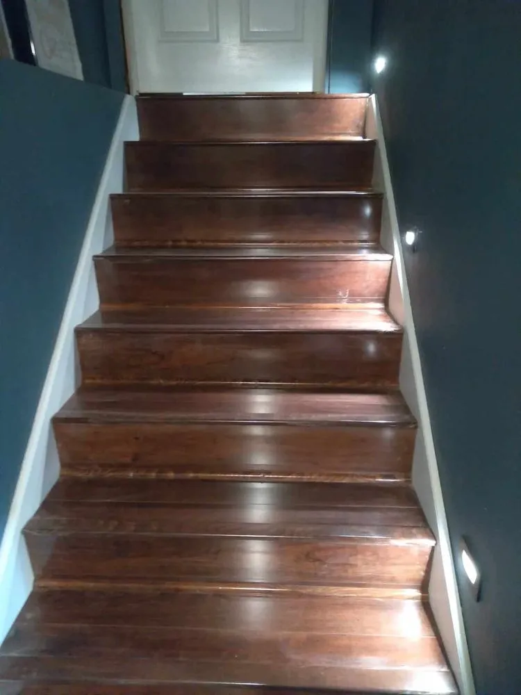 Slide of Tolley's Handyman Services