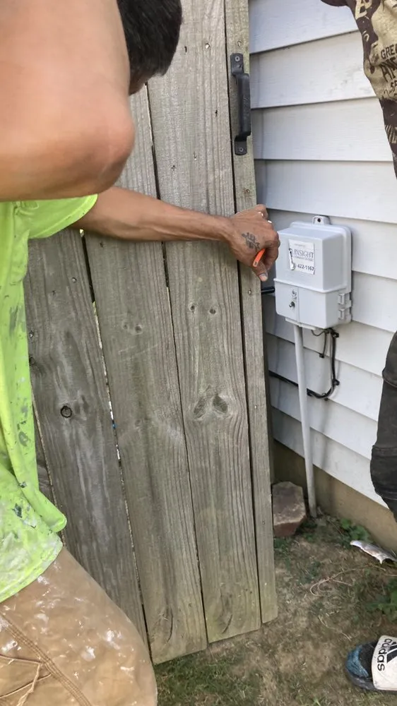 Expert emergency electrical service in Claremont, IL by Tolliver Quick Fix