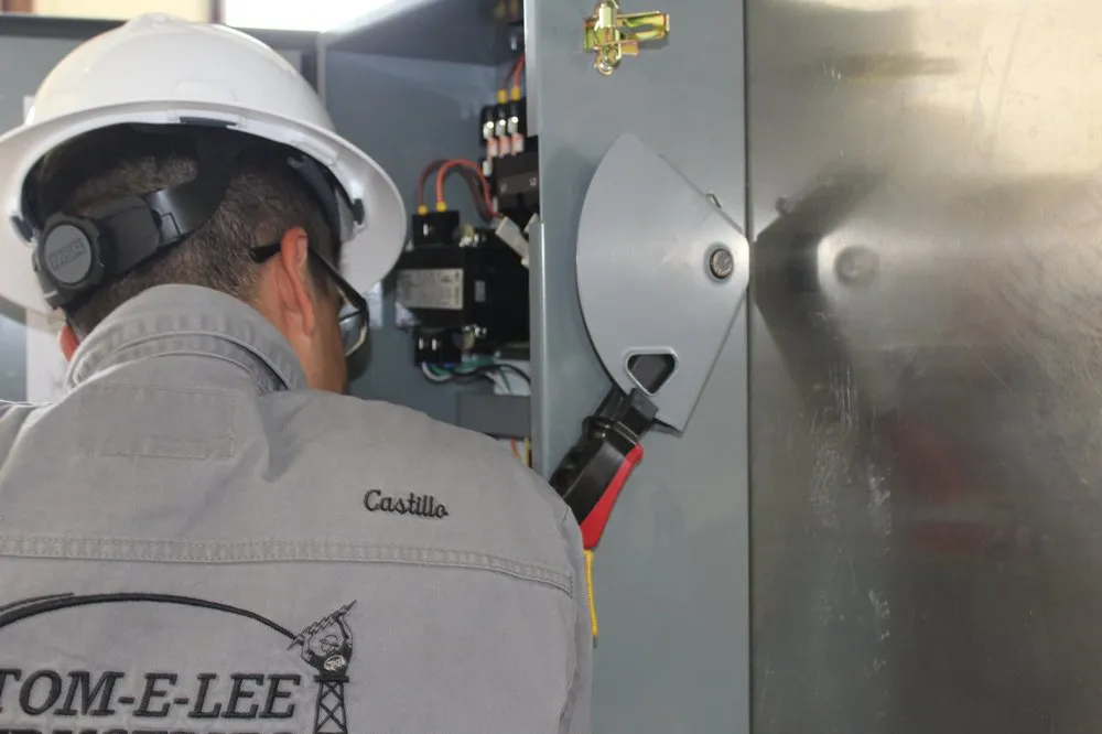 Slide of Tom-E-Lee Industries