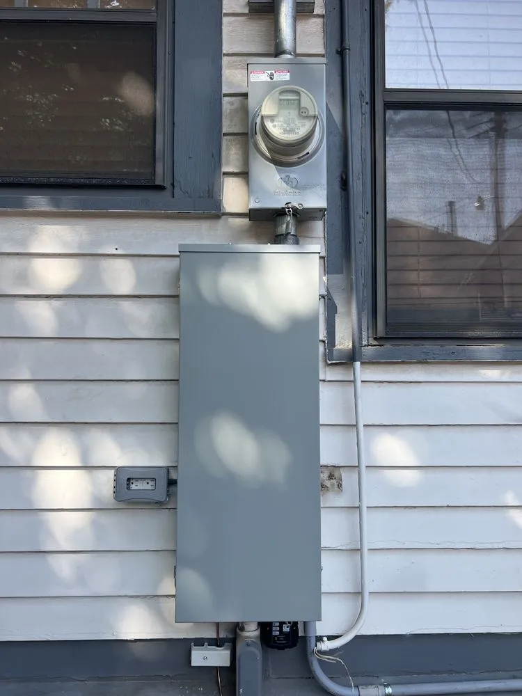 Slide of Tom King Electric