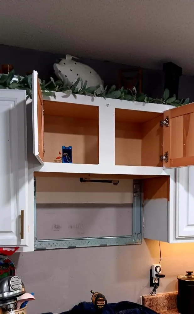 Slide of Tomahawk Electrical