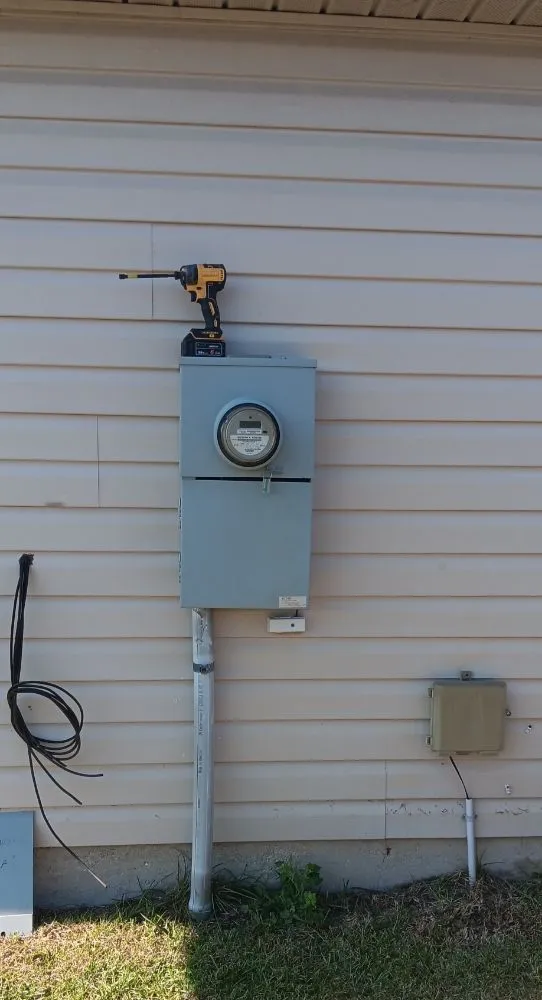 Slide of Tomahawk Electrical