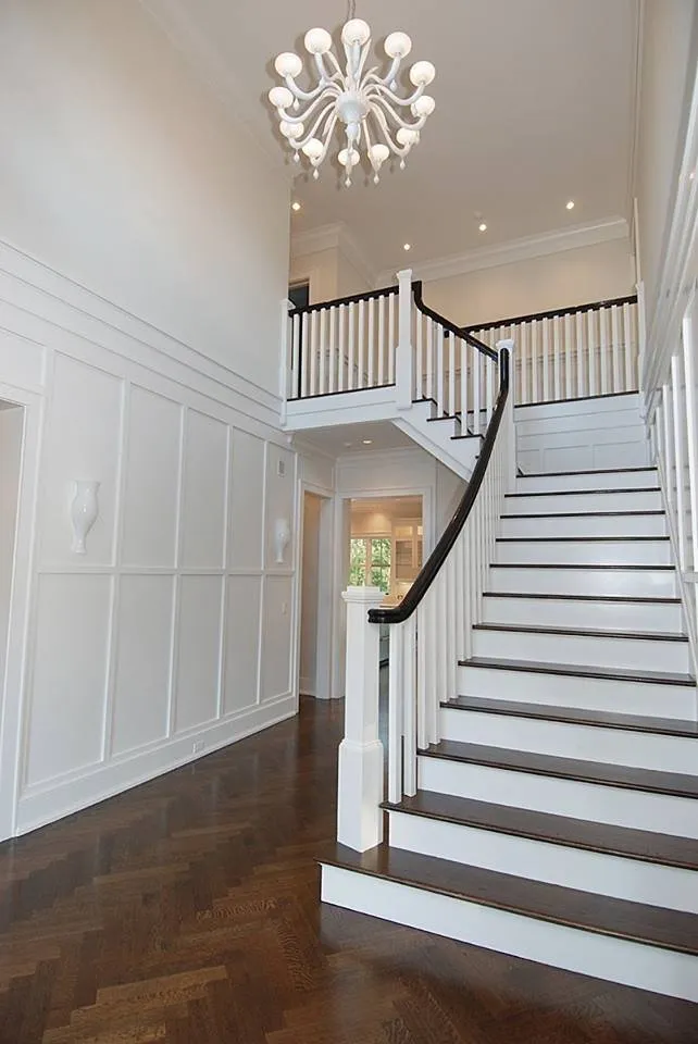 Slide of Tomas Electric