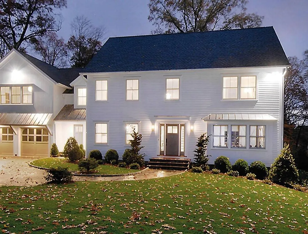 Slide of Tomas Electric