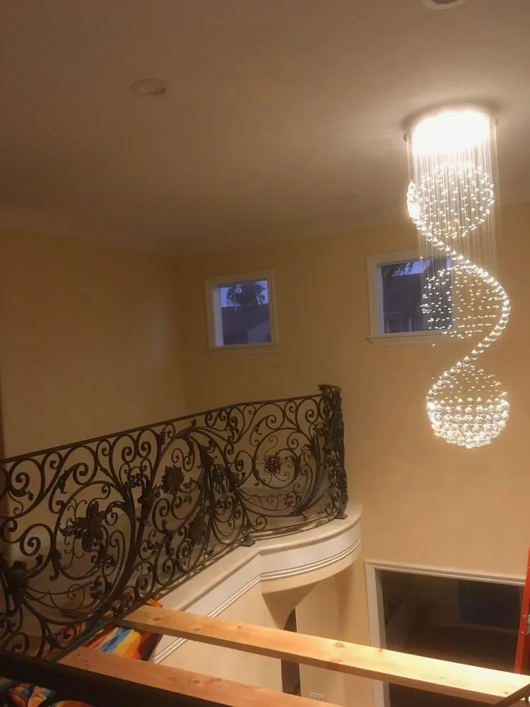 Slide of Tomer Tzur Electric