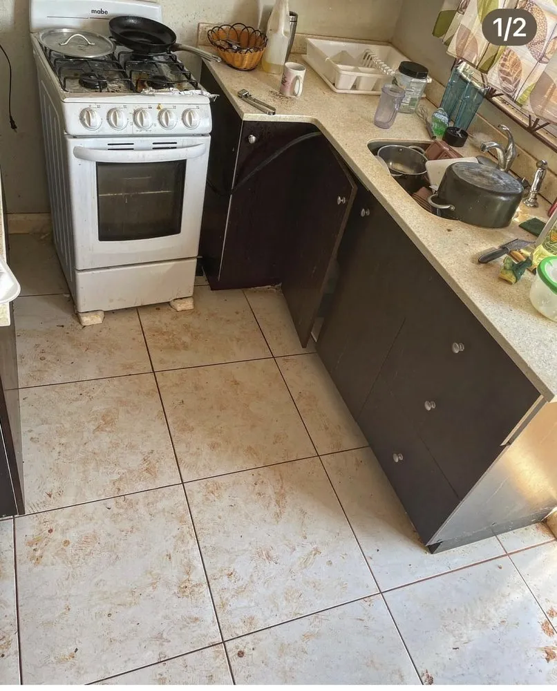 Slide of Tomlinson luxury homes