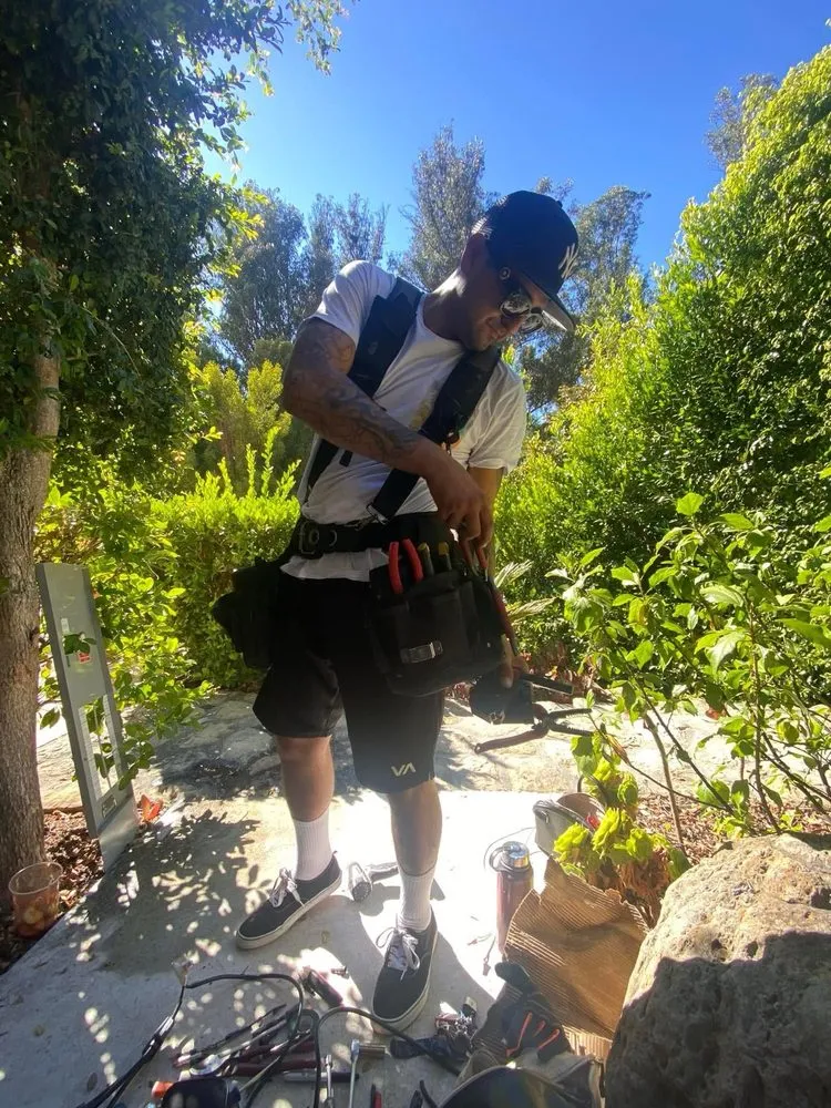 Slide of Tommy & Sons Construction Services