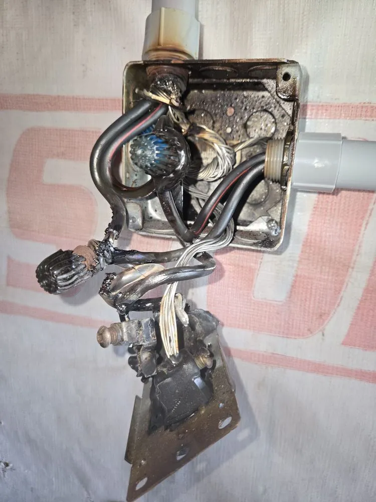 Slide of Tommy Frye The Electrical Guy